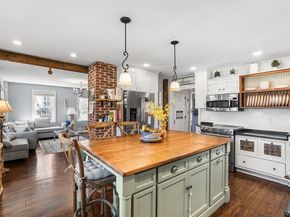 416 Boston Rd, Sutton MA 01590