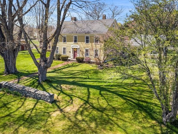 416 Boston Rd, Sutton MA 01590