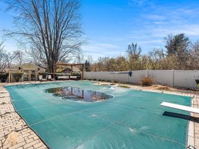 416 Boston Rd, Sutton MA 01590