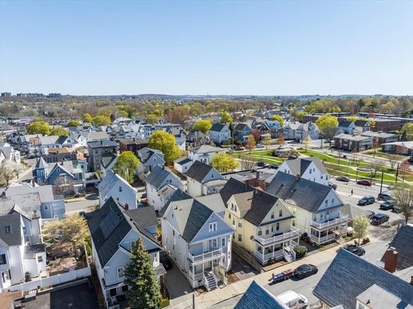15 Porter St, Everett MA 02149