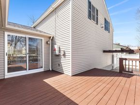 3 Bernadette St, Fitchburg MA 01420