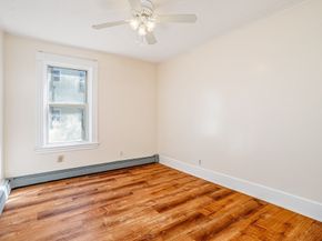 242 Pine St, Gardner MA 01440