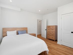 910 Saratoga St 20, Boston MA 02128