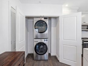 910 Saratoga St 20, Boston MA 02128
