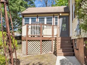 19 Saville St, Saugus MA 01906