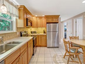 19 Saville St, Saugus MA 01906