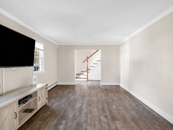 106 Grove Street, Reading MA 01867