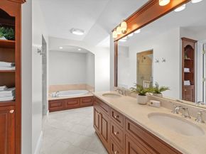 10 Fatima Dr, Ashland MA 01721