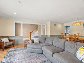 35 School St D, Hudson MA 01749