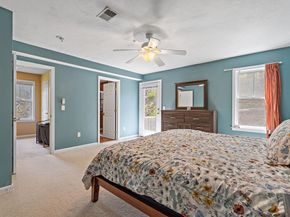 35 School St D, Hudson MA 01749