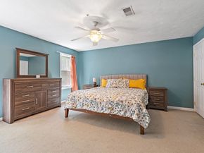 35 School St D, Hudson MA 01749