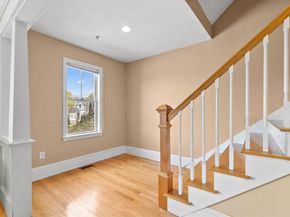 35 School St D, Hudson MA 01749