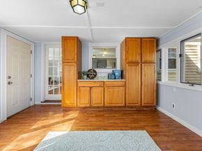 255 Worthen Rd East, Lexington MA 02421