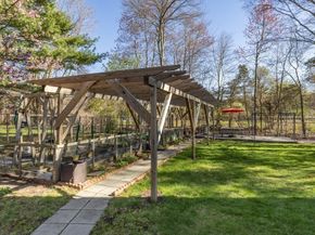 255 Worthen Rd East, Lexington MA 02421