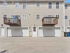 30 Russell St 5, Waltham MA 02453