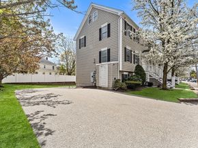 30 Russell St 5, Waltham MA 02453