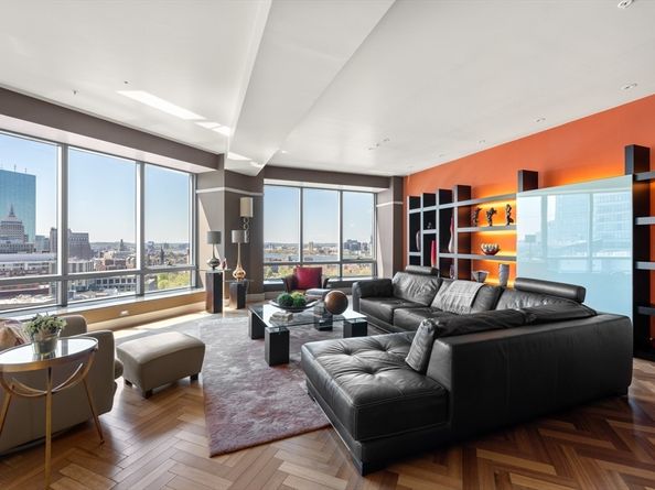 2 Avery St 24C, Boston MA 02111
