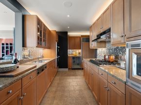 2 Avery St 24C, Boston MA 02111