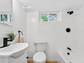 7 Franklin St, Boston MA 02136