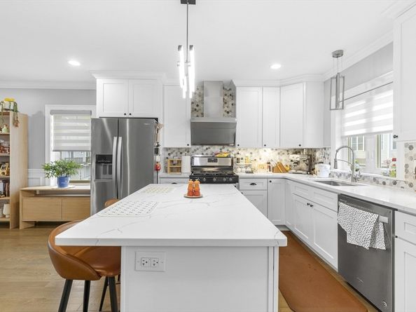 50 Desmoines Rd H1, Quincy MA 02169
