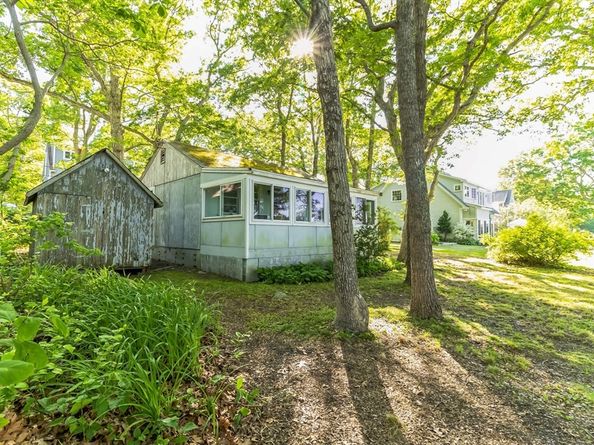 16 Spinnaker Ln, Marion MA 02738