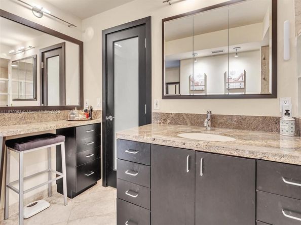 1500 S Ocean Dr 3E, Hollywood FL 33019