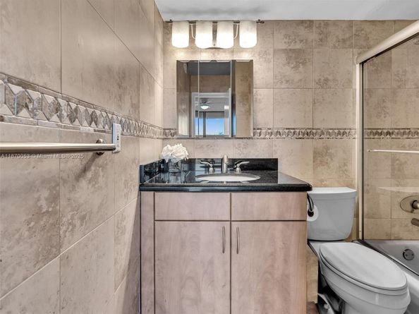 1500 S Ocean Dr 3E, Hollywood FL 33019