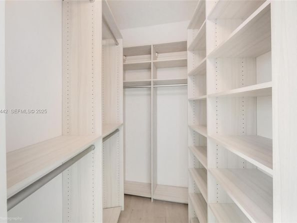 1900 N Bayshore Dr 2615, Miami FL 33132