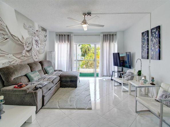 1965 S Ocean Dr MQ, Hallandale Beach FL 33009