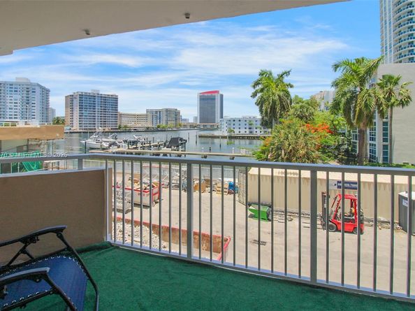 1965 S Ocean Dr MQ, Hallandale Beach FL 33009