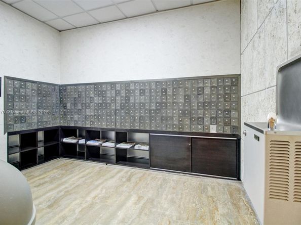 1965 S Ocean Dr MQ, Hallandale Beach FL 33009