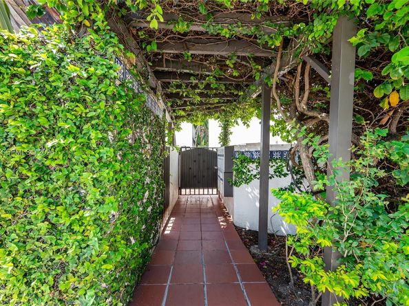 3114 Bird Ave 3114, Miami FL 33133