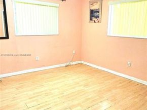 5704 SW 37th St, West Park FL 33023