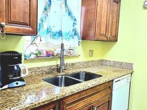 5704 SW 37th St, West Park FL 33023