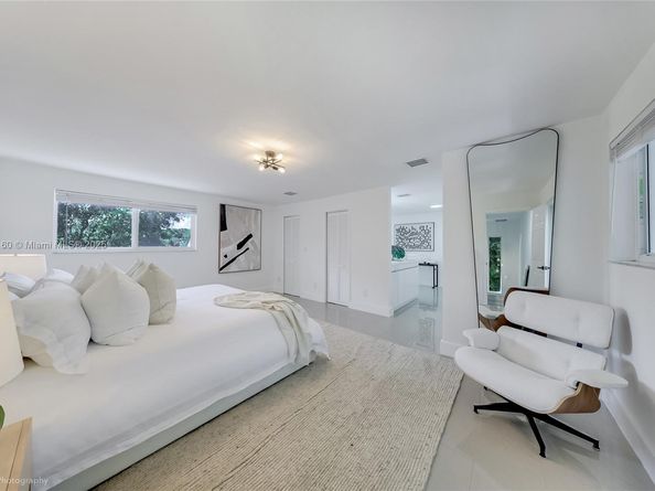 871 NE 81st St, Miami FL 33138