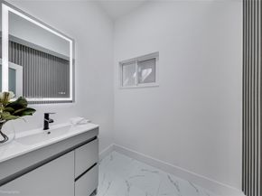 871 NE 81st St, Miami FL 33138