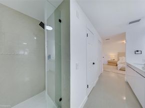 871 NE 81st St, Miami FL 33138