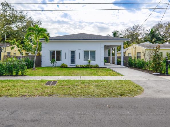 635 SW 9th St, Hallandale Beach FL 33009