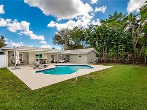 3900 N 43rd Ave, Hollywood FL 33021