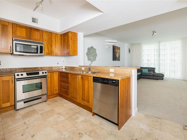 1745 E Hallandale Beach Blvd 1804W, Hallandale Beach FL 33009