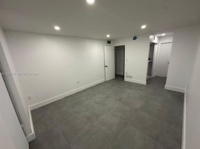 2500 NE 135th St B103, North Miami FL 33181