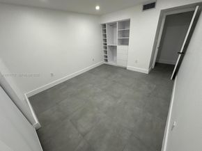 2500 NE 135th St B103, North Miami FL 33181