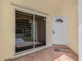 10016 NW 51st Ter, Doral FL 33178