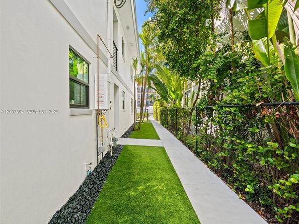 1305 SE 1st St, Fort Lauderdale FL 33301