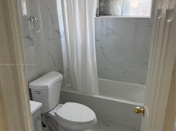 3471 NW 1st Ct, Lauderhill FL 33311