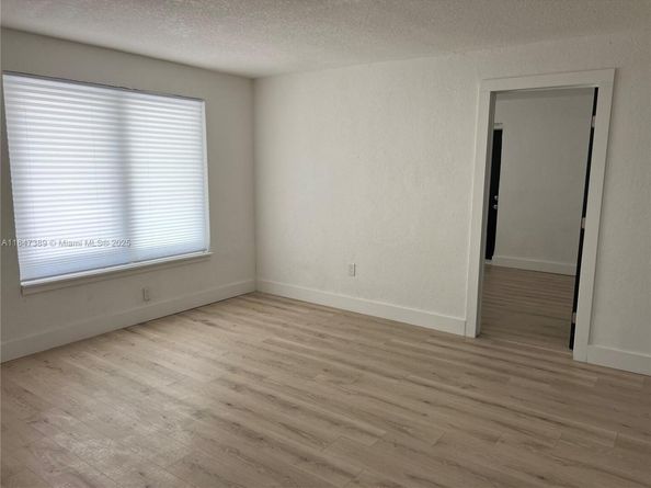 2251 NW 171st Ter, Miami Gardens FL 33056