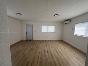 2251 NW 171st Ter, Miami Gardens FL 33056