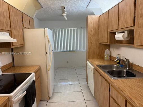 9537 SW 1st Ct 9537, Coral Springs FL 33071