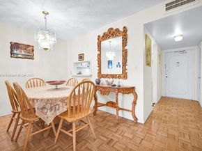 4800 Hillcrest Ln 210, Hollywood FL 33021