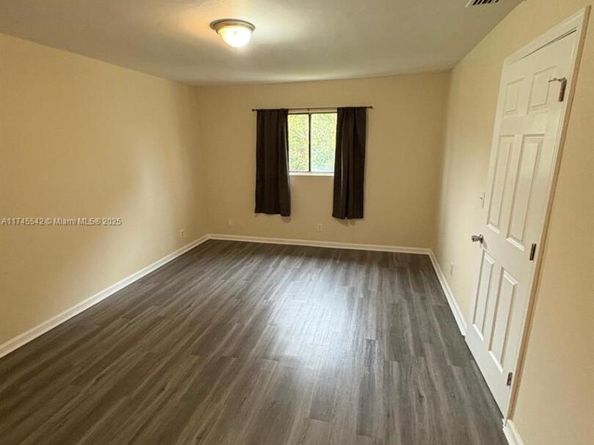 129 San Remo Blvd, North Lauderdale FL 33068